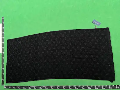 Louis Vuitton Scarf QC photo