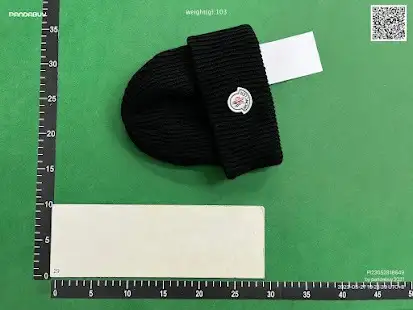 Moncler Beanies QC photo