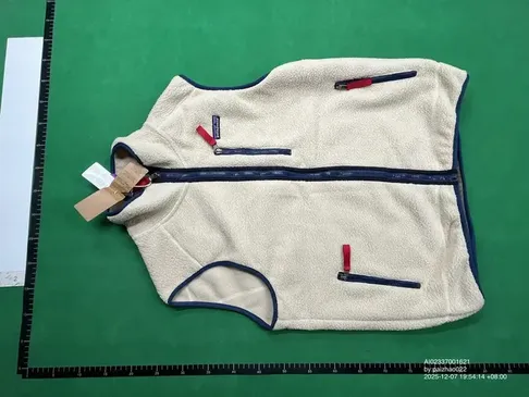 Patagonia Retro Pile Fleece Vests QC photo
