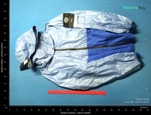 Stone Island Heat Reactive Lamy Jacket QC photo