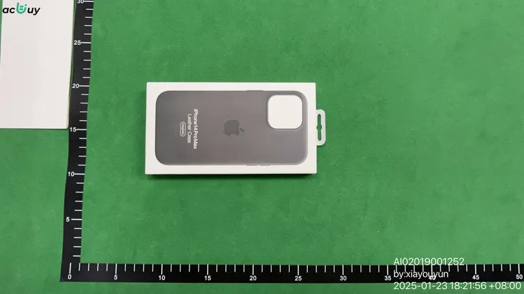 iPhone Leather Case QC photo