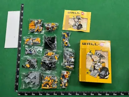 Lego Wall-E QC photo