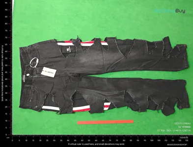 Balenciaga Slashed Jeans (4 Variants) QC photo