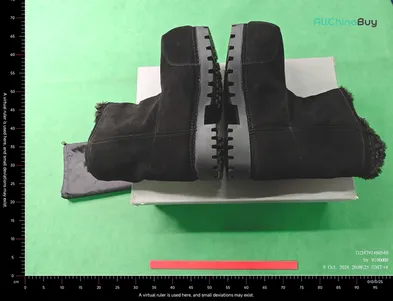 Balenciaga Alaska Fur Boots (9 Variants) QC photo