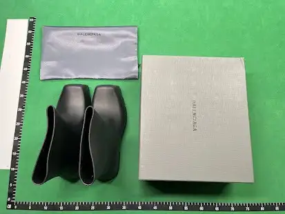 Balenciaga Trooper Boots QC photo