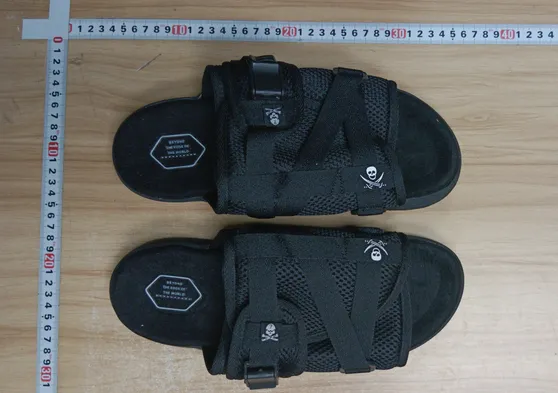 Bunch of Comfortable Slippers (22 Variants) QC photo