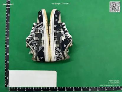 Dunk Low Travis Scott QC photo