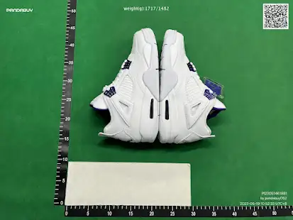 Jordan 4 Retro Metallic Purple QC photo
