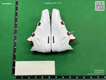 Jordan 4 Retro Metallic Red QC photo
