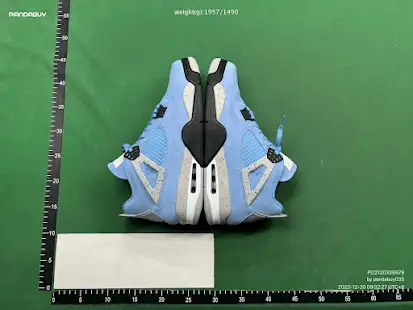 Jordan 4 Retro University Blue QC photo
