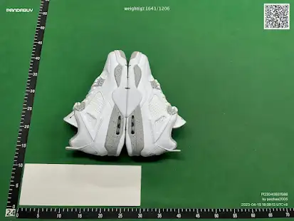 Jordan 4 Retro White Oreo QC photo
