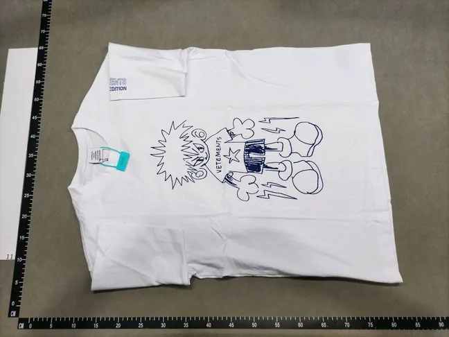 Vetements Scribbled Teen Tee QC photo