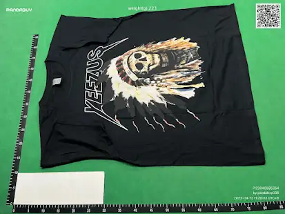 Yeezys Tour Tees QC photo
